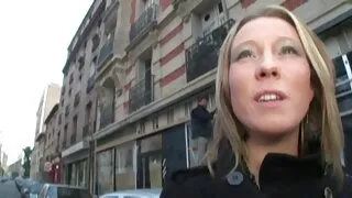 Зухвалий хлопець трахкає з молодою порноактрисою на порно відео безкоштовно онлайн кухні
