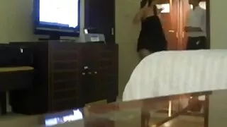 Мужик трахнув мулатку в онлайн відео секс жопу і скінчив їй на обличчя вночі