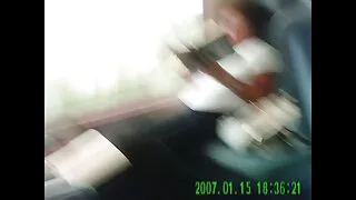 18-річна телиця з ідеальними цицьками трахкає на порно відео сайти домашню камеру